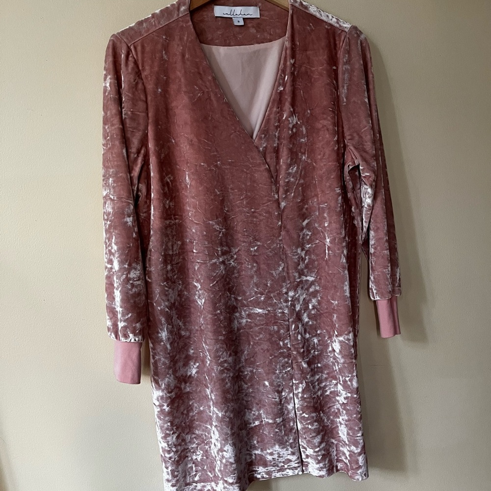 Dusty pink velvet mini dress